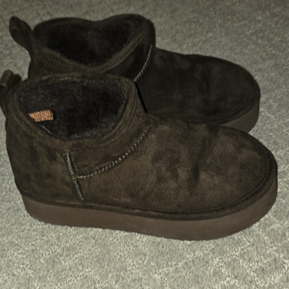 Cozy Brown Suede Platform Ankle Boots